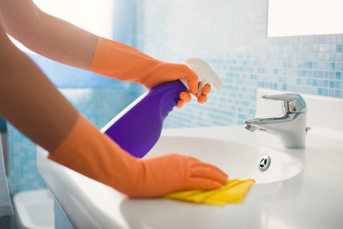 Local cleaning team preparing a Fulham property for a one off clean